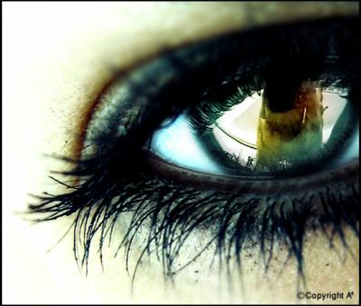 dans nos pleurs les larmes sont des petales de notre coeur